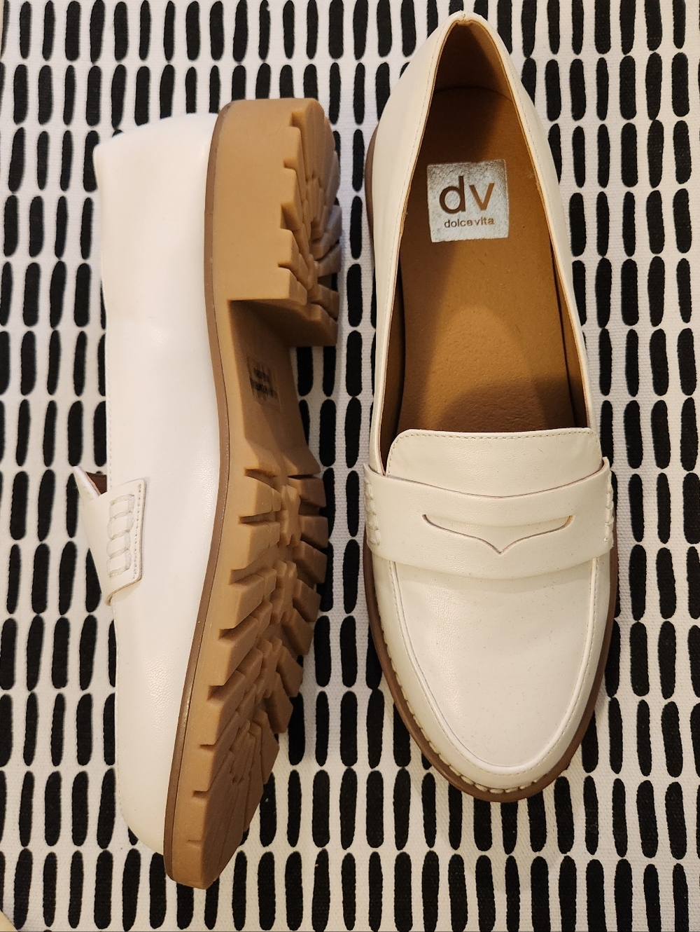 DV by Dolce Vita White Women's Penny Loafers - Picture 2 of 3